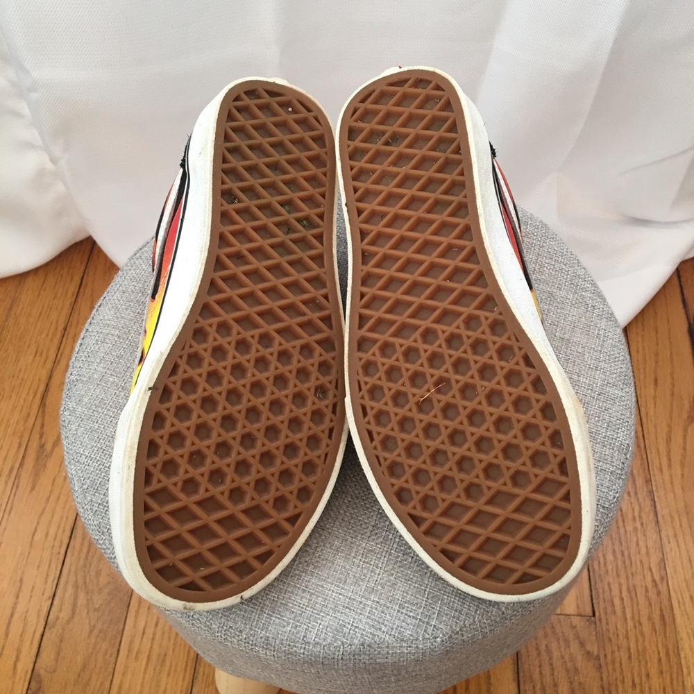 Vans - Picture 4 of 6